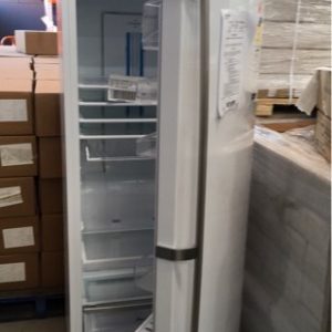 WESTINGHOUSE WRB5004WA 501LITRE WHITE SINGLE DOOR FRIDGE WITH LONG POLE HANDLE RRP$1799 S/N B73674621 WITH 12 MONTH WARRANTY