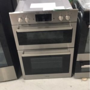 EX SHOWROOM DISPLAY EURO ESM8060TSX ELECTRIC DOUBLE OVEN INTEGRATED ELECTRIC GRILL RRP$1866 WITH 3 MONTH WARRANTY