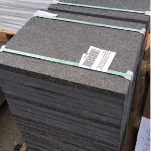 PALLET OF GRANITE BLACK PEARL COPER 45 PIECES 500X 400X30 BEVEL FLAMED SWIMMING POOL COPING/STAIRS TREAD JUN01-12