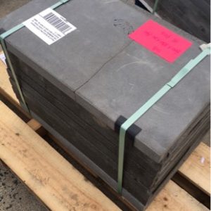 PALLET OF BLUESTONE COPER PAVERS FOR SWIMMING POOL STAIRS TREAD 18 PIECES OF 600 X 350X 20 DROP 40 SAWN JUN01-4