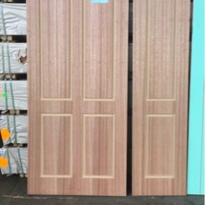2040X920 SOLID 4 PANEL ENTRANCE DOOR WITH SIDELITE