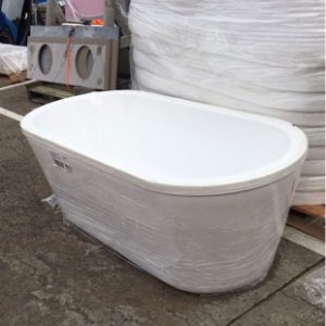 BRAND NEW MARBLETREND 1740MM FREESTANDING BATH 1740MM X 800MM WIDE X 600MM HIGH 2 PIECES ON PICK UP