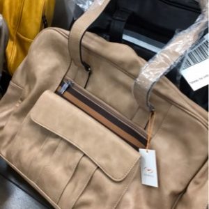 BRAND NEW CAARELS CARAMEL PU TRAVEL BAG WITH DUST COVER