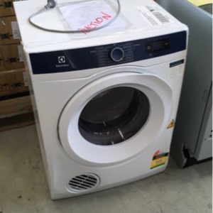 ELECTROLUX 7KG ULTIMATE CARE 500 VENTED CLOTHES DRYER EDV705HQWA S/N C91330511 3 MONTH WARRANTY RRP $749