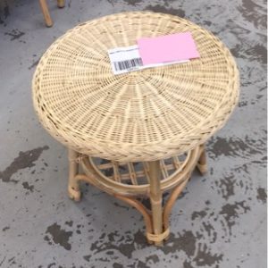 SMALL NATURAL WICKER COFFEE TABLE