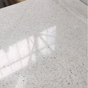 WHITE STONE BENCH TOP WITH 40MM EDGE SOLD AS IS