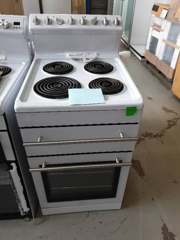 EUROMAID 54CM WHITE ELECTRIC UPRIGHT COOKER GG54RRW 3 MONTH WARRANTY RRP $899
