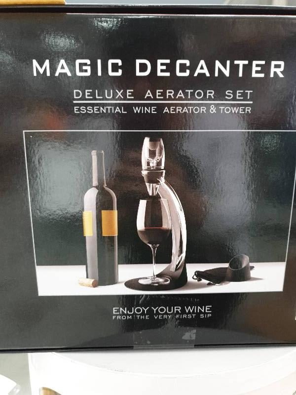 7 PIECE MAGIC WINE DECANTER TOWER AERATOR SET IN GIFT BOX