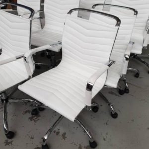 EX HIRE WHITE OFFICE CHAIRS ON WHEELS SOLD AS IS