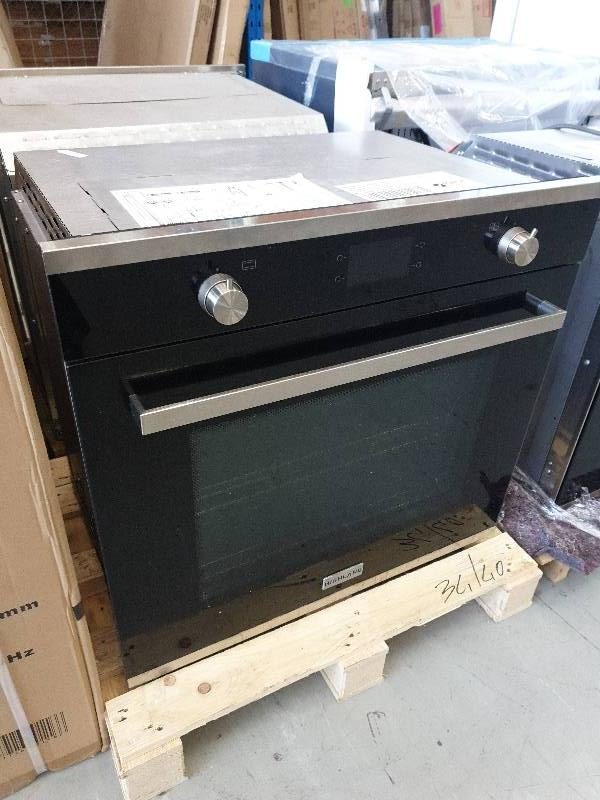BRAND NEW EX DISPLAY HIGHLAND OVEN F7EO7S1 PROFESSIONAL SERIES PYROLYTIC 76CM OVEN SELF CLEAN WITH 2 FULLY TELESCOPIC RUNNER TWIN INTERIOR LIGHTS MEAT PROBE 9 COOKING FUNCTIONS LED DISPLAY & HEAVY GAUGE RACKS RRP$3999 WITH 6 MONTH WARRANTY