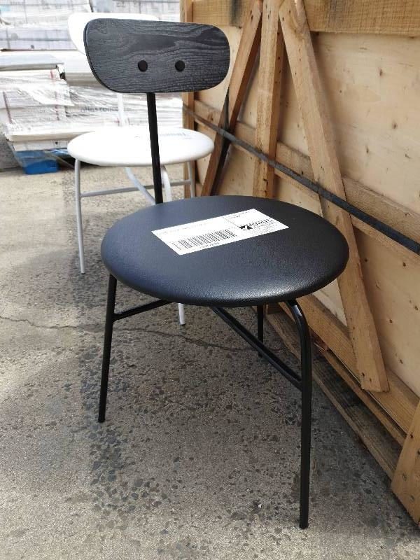 EX HIRE BLACK CHAIR SOLD AS IS