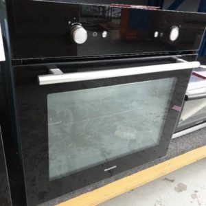 BAUMATIC PYROLYTIC 600MM ELECTRIC OVEN WITH 14 COOKING FUNCTIONS BMOP12 WITH 3 MONTH WARRANTY
