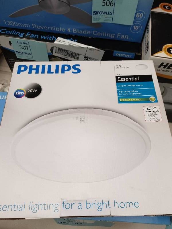 PHILIPS LED OYSTER CEILING LIGHT FITTING 20W 2700K WARM WHITE
