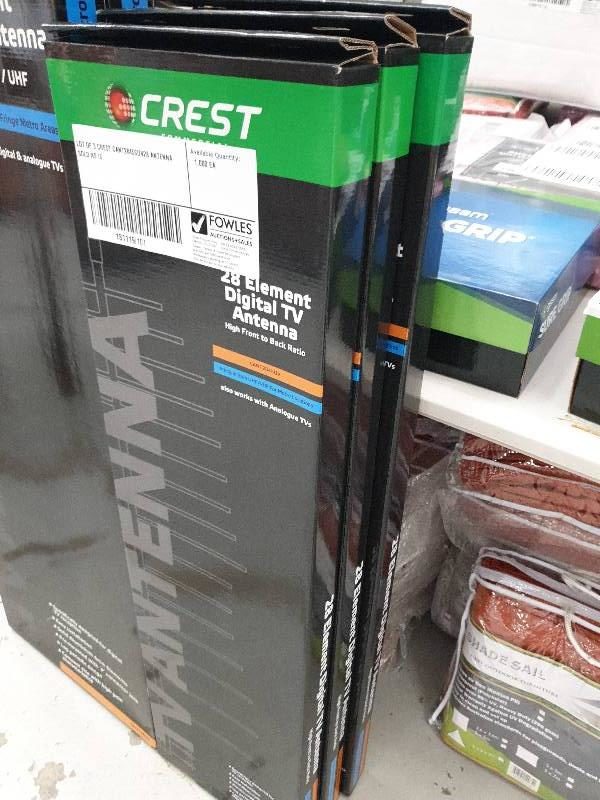 LOT OF 3 CREST CANT2845SUV28 ANTENNA SOLD AS IS