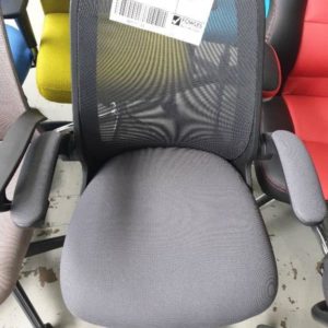 NEW BLACK/GREY OFFICE CHAIR