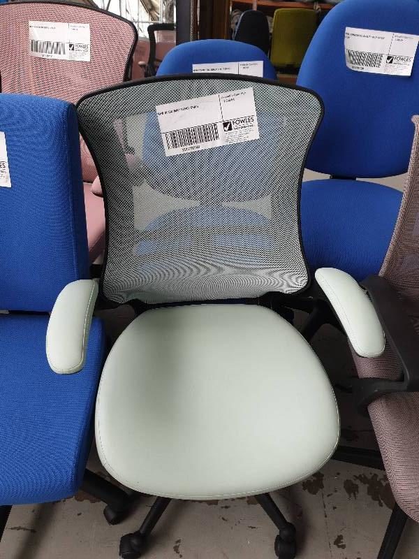 NEW BLACK/MINT OFFICE CHAIR