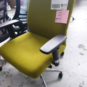 NEW LIME GREEN OFFICE CHAIR