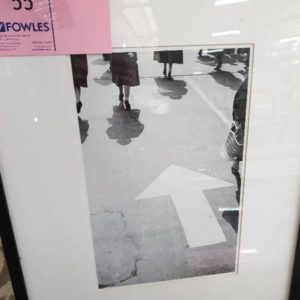 EX DISPLAY HOME FURNITURE - BLACK & WHITE ARROW PRINT SOLD AS IS