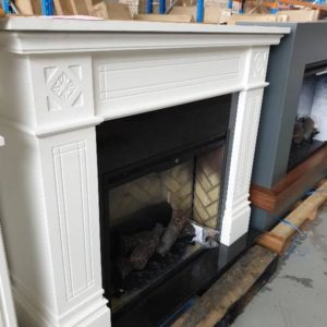 EX DISPLAY OSBOURNE 2KW REVILLUSION ELECTRIC FIREPLACE WITH MANTEL ALL WHITE OSB20-AU ELECTRIC FLAME WITH COLOUR ENHANCEMENT AND LOG EFFECT RRP$2799 WITH 12 MONTH WARRANTY