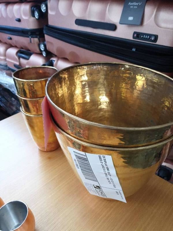 EX DISPLAY HOME DECOR - LOT OF 4 X GOLD VASES (2 LARGE & 2 SMALL) SOLD AS IS