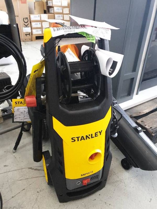 EX DISPLAY - STANLEY ELECTRIC PRESSURE WASHER SWPW16 WITH 3 MONTH WARRANTY