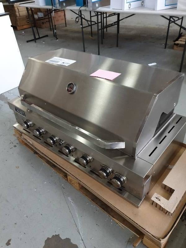 EX DISPLAY EURO 1200MM BUILT IN BBQ 6 BURNERS BLUE LED LIGHT KNOBS 304 GRADE S/STEEL MODEL EAL1200RBQ WITH 6 MONTH WARRANTY