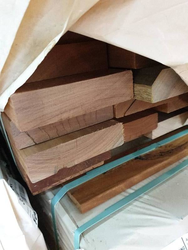 140X35 FEATURE GRADE SPOTTED GUM