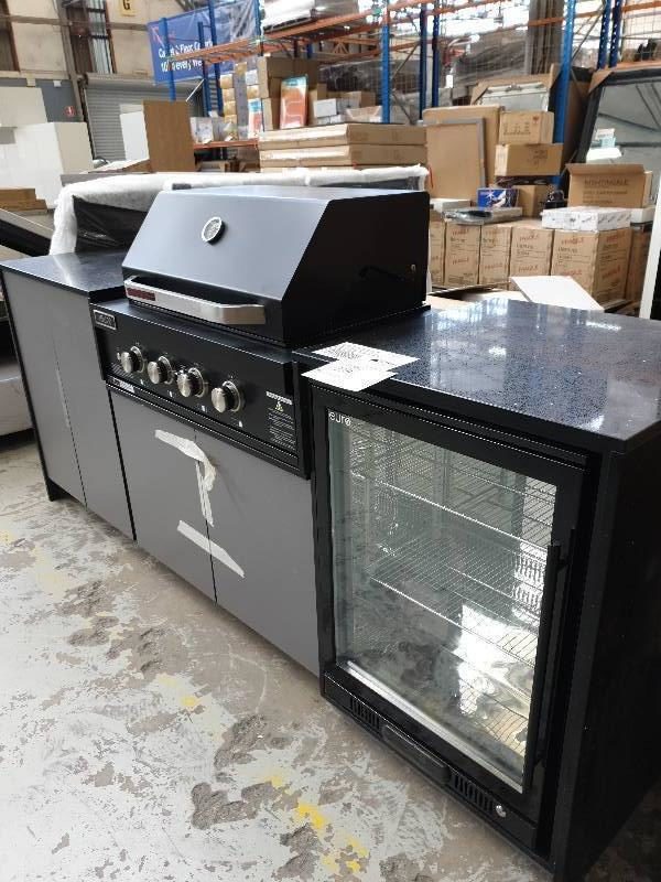EX DISPLAY BLACK STONE OUTDOOR BBQ KITCHEN WITH BAR FRIDGE OUTDOOR LAMINATE DOORS WITH S/STEEL BAR FRIDGE WITH BLACK EURO 4 BURNER BBQ EAL900RBQBL WITH 6 MONTH WARRANTY