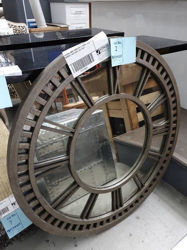 SECOND HAND FURNITURE - ROUND DECORATIVE MIRROR LIGHT GOLD SOLD AS IS