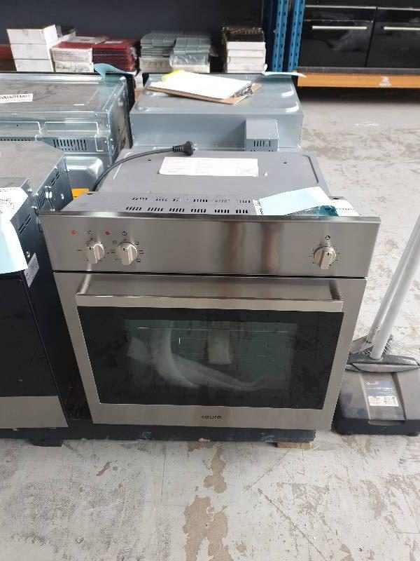 EX DISPLAY ES600MSX 600MM ELECTRIC OVEN FAN FORCED 7 FUNCTION OVEN WITH 3 MONTH WARRANTY DEO7751