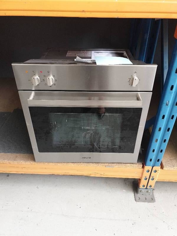 EX DISPLAY ES600MSX 600MM ELECTRIC OVEN FAN FORCED 7 FUNCTION OVEN WITH 3 MONTH WARRANTY DEO7754