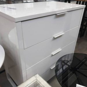 EX FURNITURE HIRE - WHITE CHEST OF DRAWERS SOLD AS IS