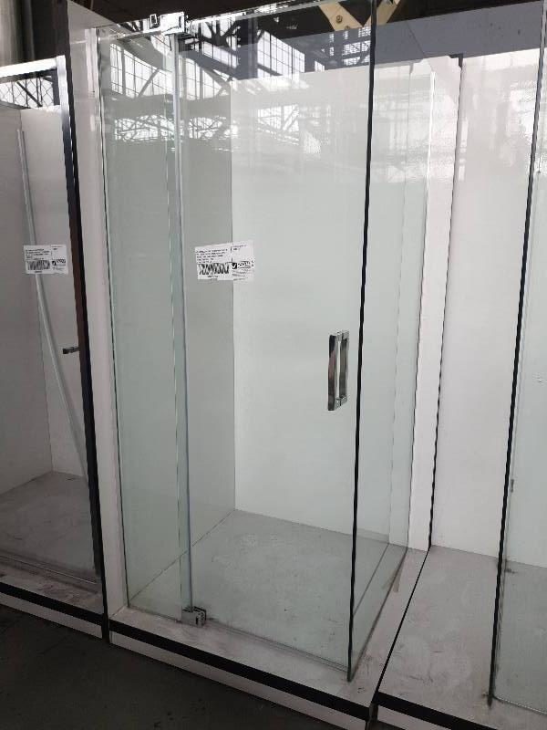 ADJUSTABLE FRAMELESS SHOWER SCREEN THE FRONT ADJUSTS FROM 1120- 1220 WITH A FIXED PANEL SIDE OF 895MM FP895/CSTADJ112-122 3 BOXES ON PICK UP
