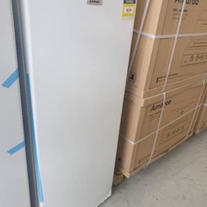 LEMAIR 245LITRE UPRIGHT FRIDGE WHITE WITH 3 MONTH WARRANTY SOLD AS IS MODEL RS-245S