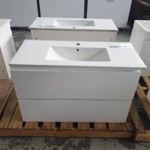900MM WALL HUNG VANITY GLOSS WHITE WITH 2 DRAWERS WITH WHITE CERAMIC VANITY TOP