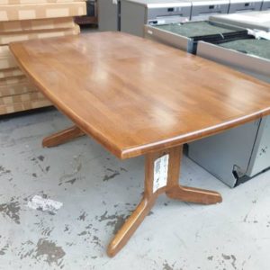 BRAND NEW SOLID TIMBER DINING TABLE 160X94X3CM OV2514 DKM