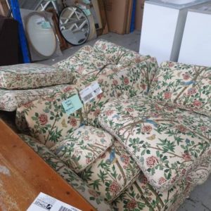 SECOND HAND - 2 X FLORAL COUCH SOLD AS IS