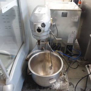 SECOND HAND COMMERCIAL CATERING HOBART DOUGH MIXER SOLD AS IS