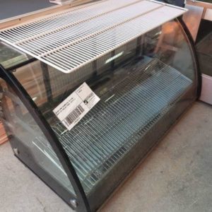 SECOND HAND COMMERCIAL CATERING - BENCH TOP DISPLAY FRIDGE SOLD AS IS