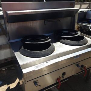 SECOND HAND COMMERCIAL CATERING SUPERTRON 14R-2W WOK BURNER RANGE SOLD AS IS
