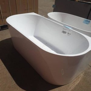 RIVA BACK TO WALL 1700MM FREESTANDING BATH WHITE ACRYLIC RRP$1199 MINOR IMPERFECTIONS