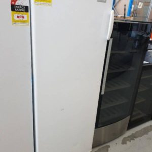 CHANGHONG 272 LITRE UPRIGHT FRIDGE FSR272RO2W WITH 3 MONTH BACK TO BASE WARRANTY 360016033