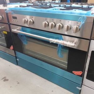 SECOND HAND EV900DPSX 900MM S/STEEL FREESTANDING OVEN DUEL FUEL WITH 5 BURNER GAS COOKTOP WITH ELECTRIC OVEN WITH 8 COOKING FUNCTIONS RRP$1990 DEO7902 WITH 3 MONTH WARRANTY