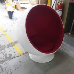 EX HIRE WHITE ROUND CHAIR WITH BURGUNDY INTERIOR SOLD AS IS