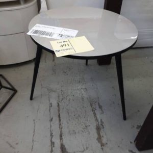 EX HIRE - ROUND LOW SIDE TABLE SOLD AS IS