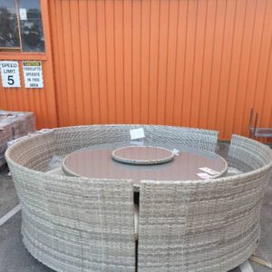 NEW HUDSON ROUND 5 PIECE OUTDOOR DINING SETTING BEIGE RATTAN RRP$2000