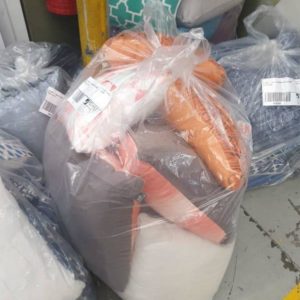 EX HIRE - BAG OF ASSORTED CUSHIONS (SOLD AS IS)