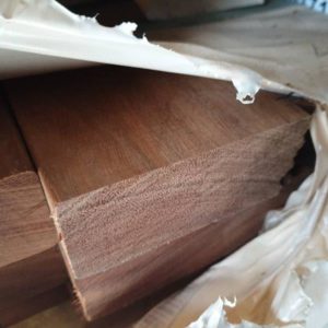 190X35 FEATURE GRADE SPOTTED GUM