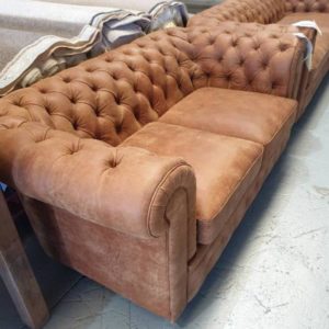 BRAND NEW TAN ANILINE BRUSHED LEATHER CHESTERFIELD STYLE 2 SEATER COUCH