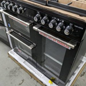 EX DISPLAY BELLING BCC900GTGB 900MM COOKCENTRE DELUXE DUAL FUEL GAS THROUGH GLASS RANGE COOKER WITH 5 BURNER COOKTOOP WITH 4 DIFFERENT OVEN COMPARTMENTS MAIN OVEN WITH 13 FUNCTION WITH 3 MONTH WARRANTY RRP$5499